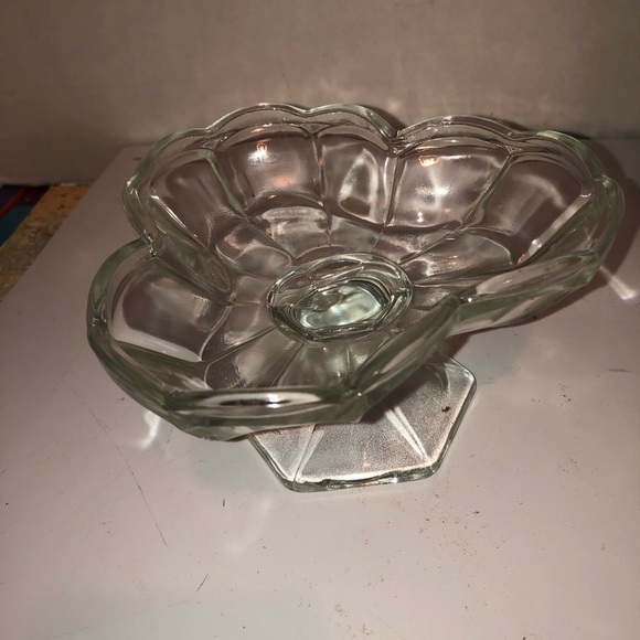 Anchor Hocking vintage triple scoop ice cream sundae dish - Picture 1 of 8